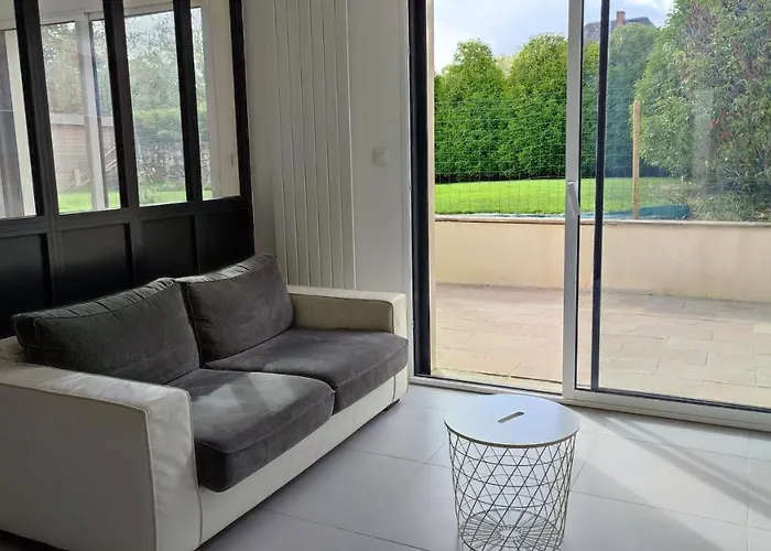 Joli Proche Foret Et Centre-ville Apartment Cholet